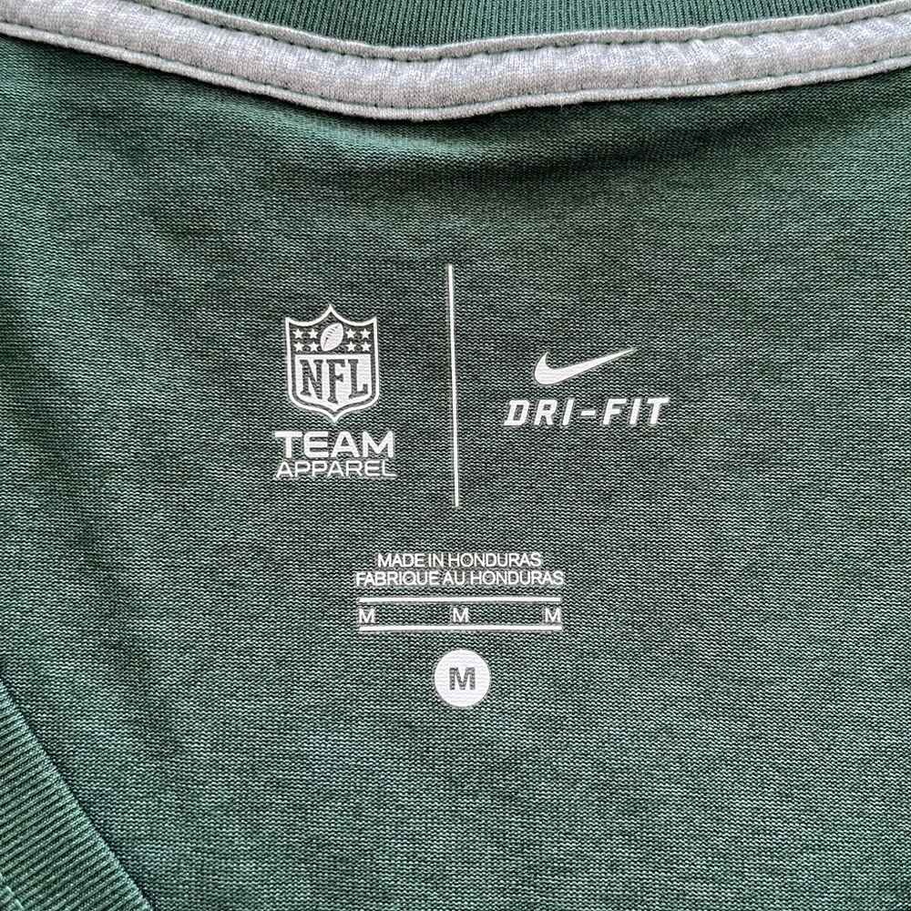 Nike Green Bay Packers Dri-Fit V Neck Tee Women’s Medium - Picture 3 of 5